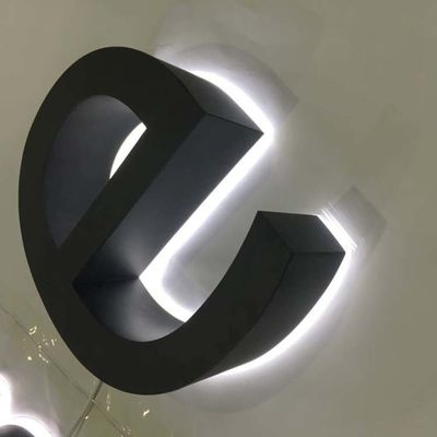 Matowy metalowy podświetlany znak listowy 50000 godzin życia