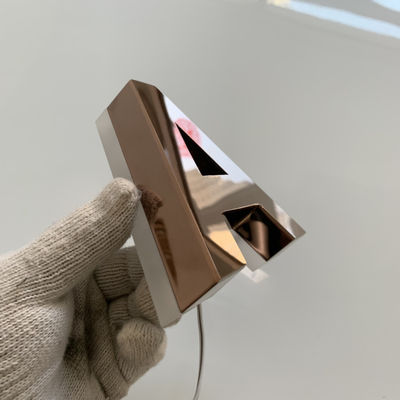 Podświetlane litery ze stali nierdzewnej w kolorze różowego złota Podświetlany metalowy znak antykorozyjny