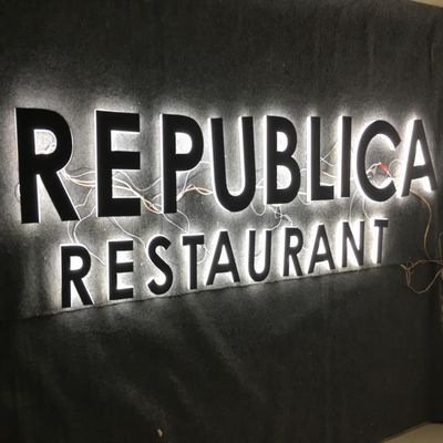 Business Shopfront LED akrylowe litery Signage 30cm