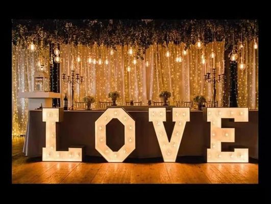 Wolnostojące 4 stopy Love Marquee Sign Letters Wodoodporny IP67