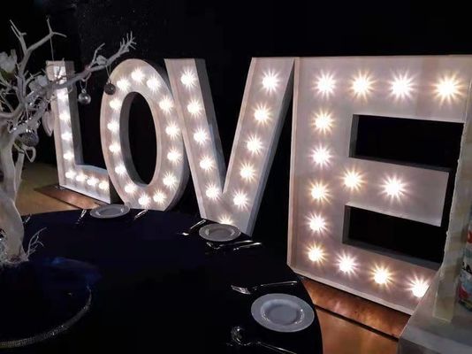 Wolnostojące 4 stopy Love Marquee Sign Letters Wodoodporny IP67