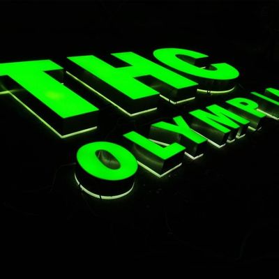 000 godzin Żywotność LED Sign Channel Letter Sign Wysoka jasność Trwałe odporne na warunki pogodowe Reklamowy wyświetlacz komercyjny