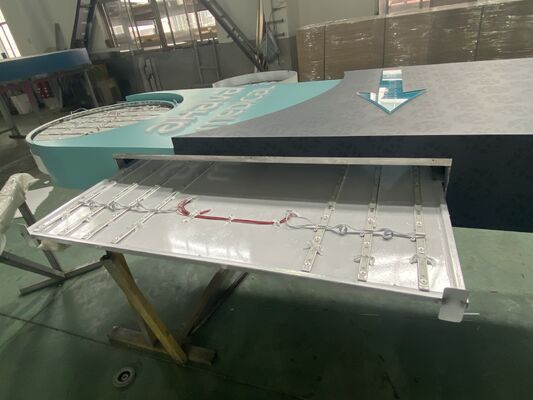 Produkty niestandardowych tablic budowlanych zaprojektowane tak, aby łączyć trwałość, estetykę i funkcjonalność dla skutecznego oznakowania zewnętrznego