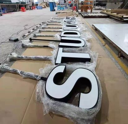 Akrylowy uchwyt sufitowy 3D Metalowe tabliczki z czarną farbą na ścianę